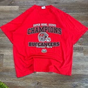 2003 Tampa Bay Buccaneers Super bowl XXXVll champions T shirt